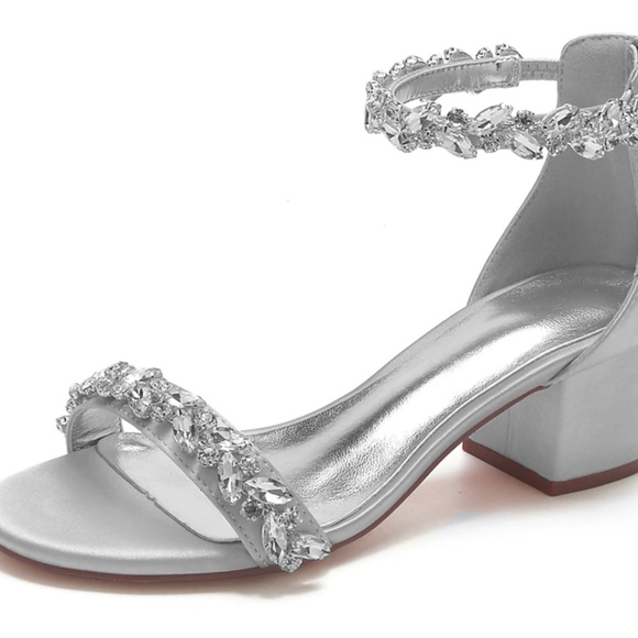 ✨ Women’s Silver Satin Rhinestone Block Heel Sandals | Ankle Strap | Lightly Wor - Picture 1 of 2